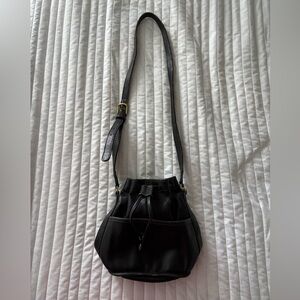 Vintage Coach Pocket Drawstring Black Leather Bucket Bag